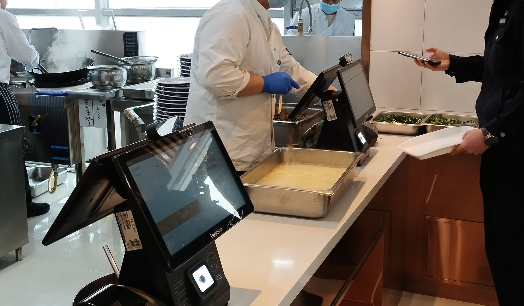 食堂建设成效