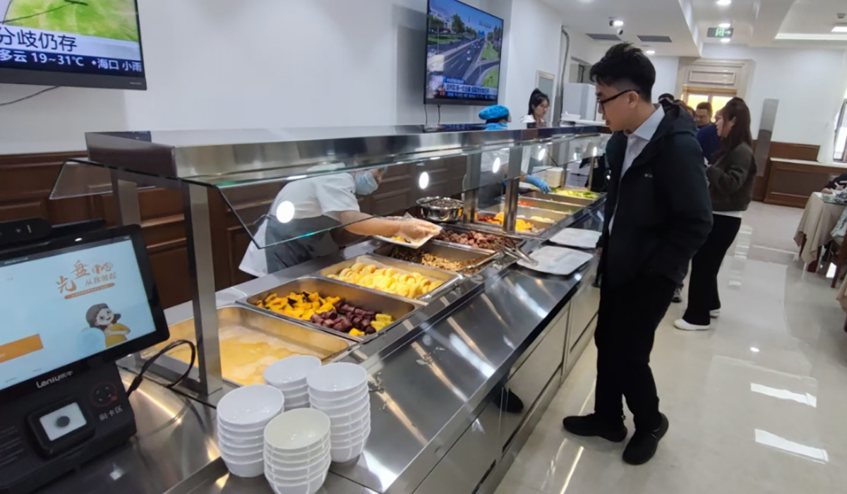 食堂建设成效
